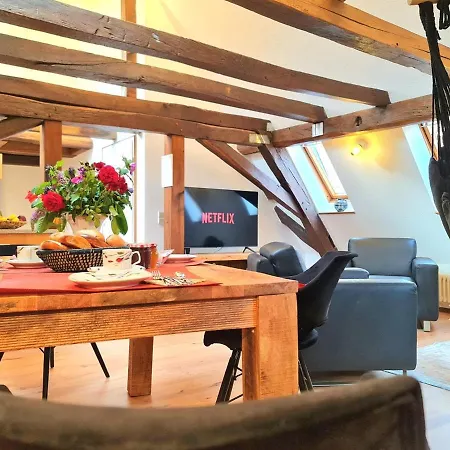 Avahome: Haus Fuer 16, Wlan, Parkplaetze, Netflix, Nespresso Kandel Exterior foto