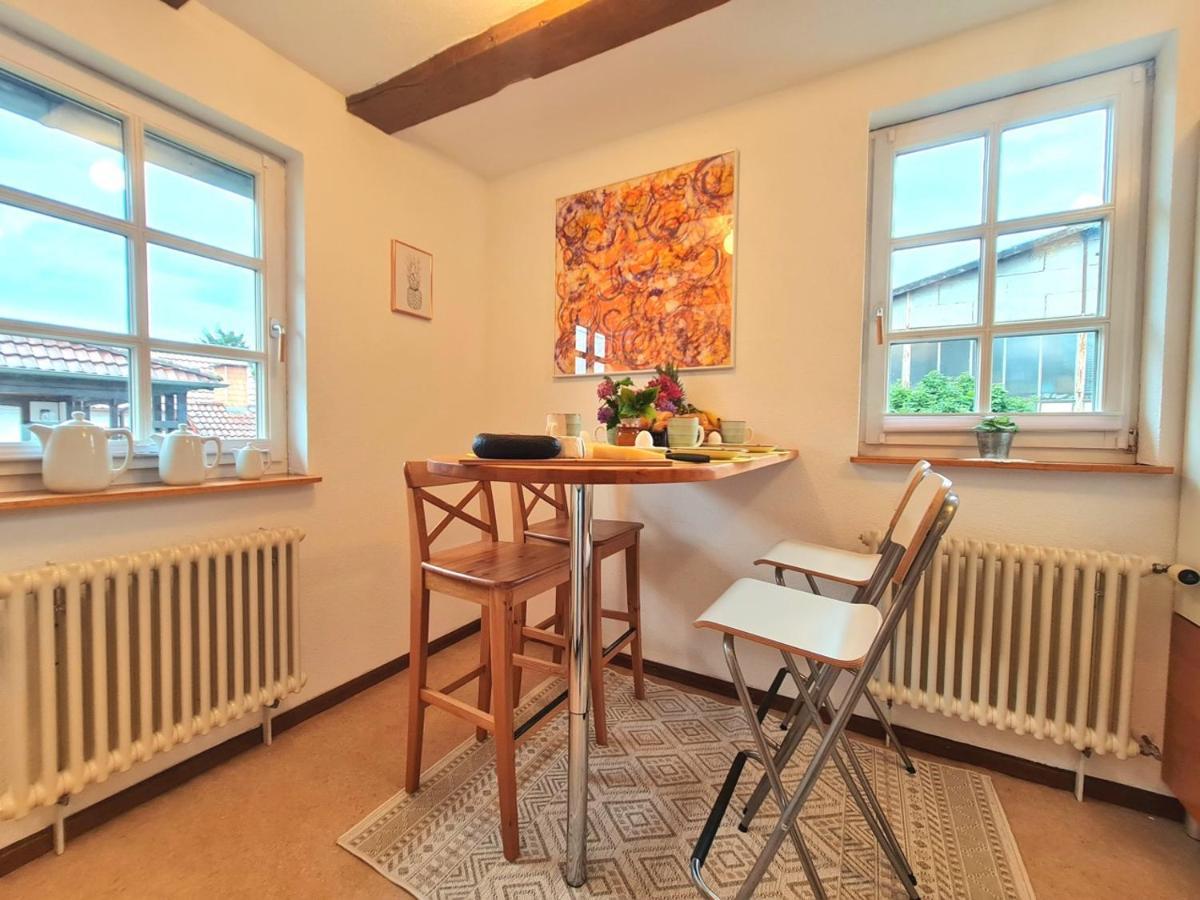 Apartment Avahome: Haus Fuer 16, Wlan, Parkplaetze, Netflix, Nespresso Kandel