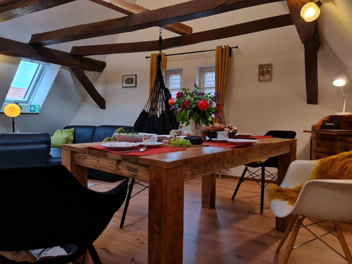 Avahome: Haus Fuer 16, Wlan, Parkplaetze, Netflix, Nespresso Apartment Kandel